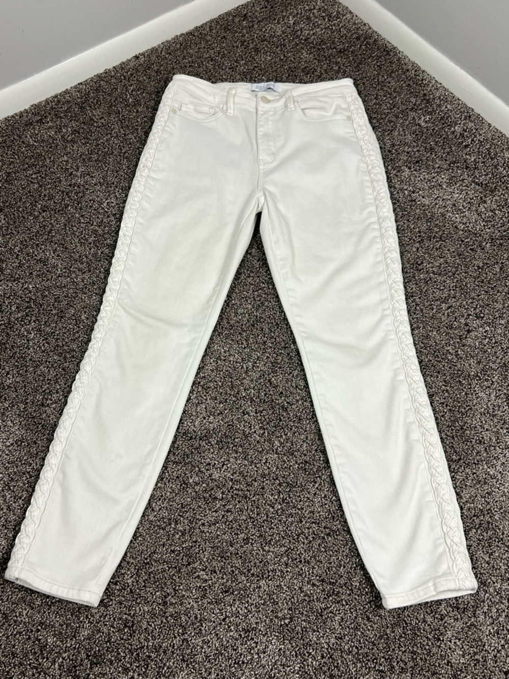 Judy Blue Relaxed Fit 9/29 ✴️